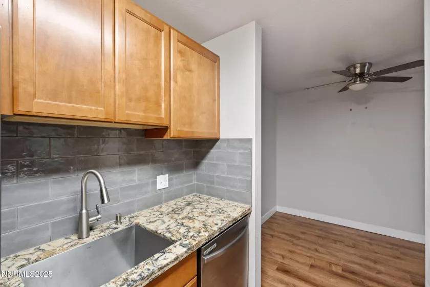 2955 Lakeside, Reno, Nevada 89509, 2 Bedrooms Bedrooms, ,1 BathroomBathrooms,Residential Lease,Manufactured,Lakeside,250055493