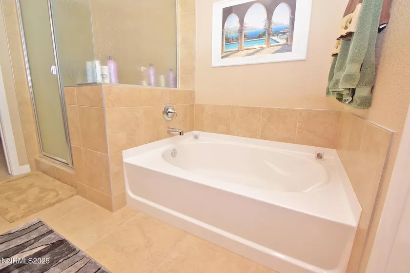 4956 Monrovia, Sparks, Nevada 89436, 4 Bedrooms Bedrooms, ,3 BathroomsBathrooms,Residential,Residential,Monrovia,250055497