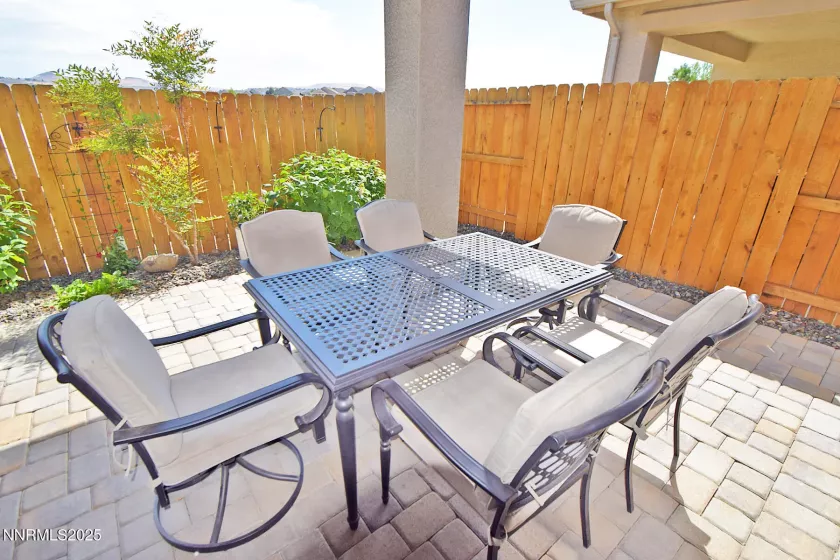 4956 Monrovia, Sparks, Nevada 89436, 4 Bedrooms Bedrooms, ,3 BathroomsBathrooms,Residential,Residential,Monrovia,250055497