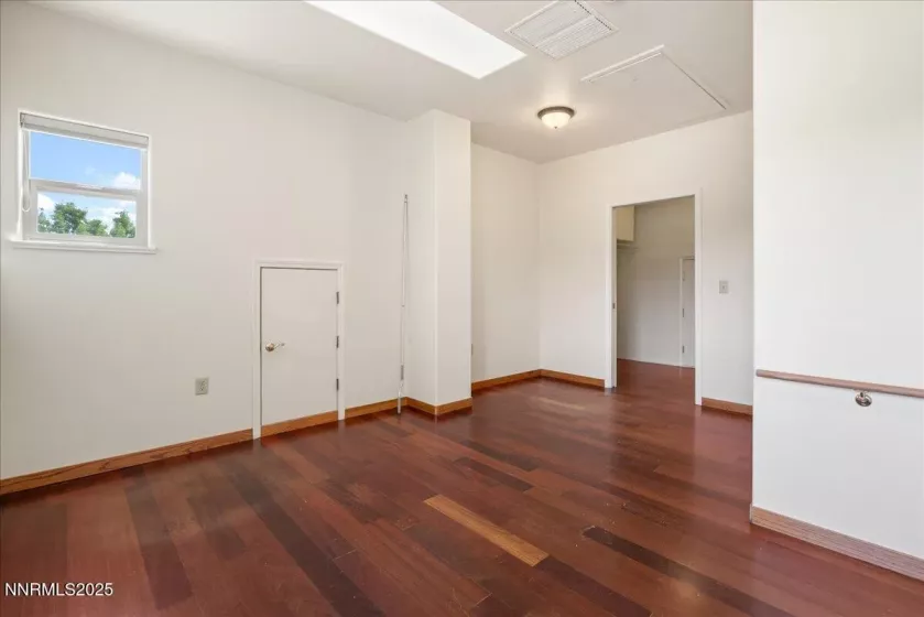 1516 Coleman, Reno, Nevada 89503, 6 Bedrooms Bedrooms, ,4 BathroomsBathrooms,Residential,Residential,Coleman,250055498