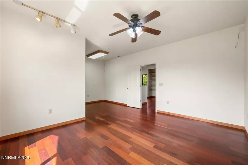 1516 Coleman, Reno, Nevada 89503, 6 Bedrooms Bedrooms, ,4 BathroomsBathrooms,Residential,Residential,Coleman,250055498