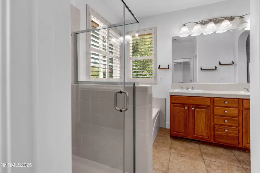 6480 Citori, Sparks, Nevada 89436, 4 Bedrooms Bedrooms, ,3 BathroomsBathrooms,Residential,Residential,Citori,250055516