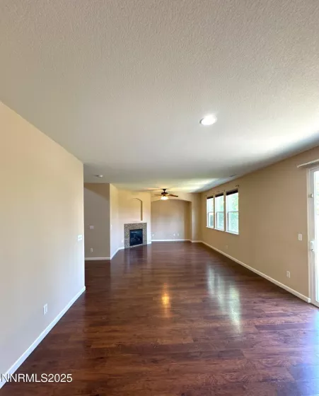 545 Terracina, Reno, Nevada 89521, 4 Bedrooms Bedrooms, ,3 BathroomsBathrooms,Residential Lease,Manufactured,Terracina,250055520