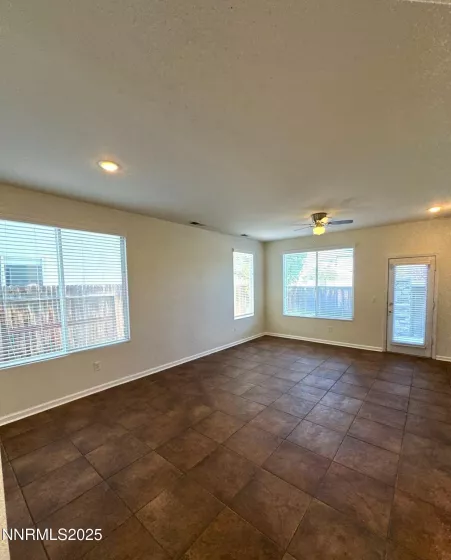 10407 Summershade, Reno, Nevada 89521, 4 Bedrooms Bedrooms, ,3 BathroomsBathrooms,Residential Lease,Manufactured,Summershade,250055522