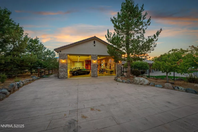 4000 sq ft detached finished garage with guest house & bar