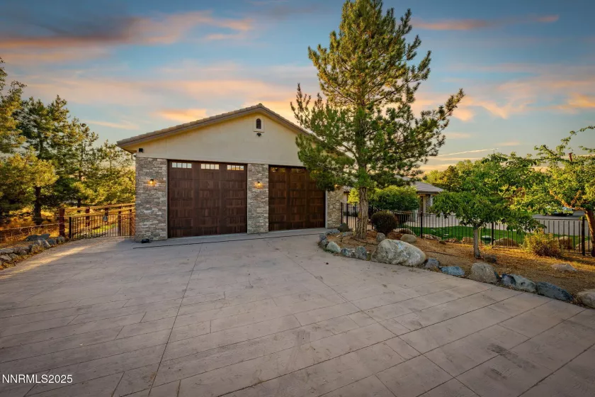 4000 sq ft detached finished garage and bar
