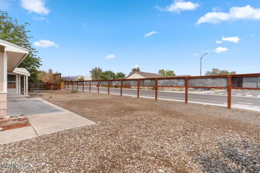 270 Elm, Fernley, Nevada 89408, 3 Bedrooms Bedrooms, ,2 BathroomsBathrooms,Residential,Residential,Elm,250055530