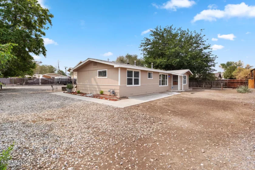 270 Elm, Fernley, Nevada 89408, 3 Bedrooms Bedrooms, ,2 BathroomsBathrooms,Residential,Residential,Elm,250055530
