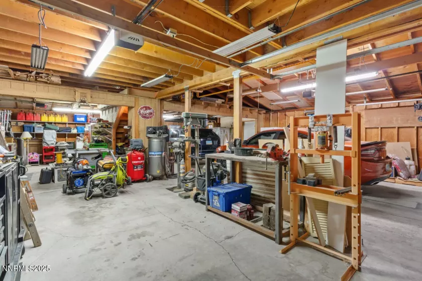 270 Elm, Fernley, Nevada 89408, 3 Bedrooms Bedrooms, ,2 BathroomsBathrooms,Residential,Residential,Elm,250055530