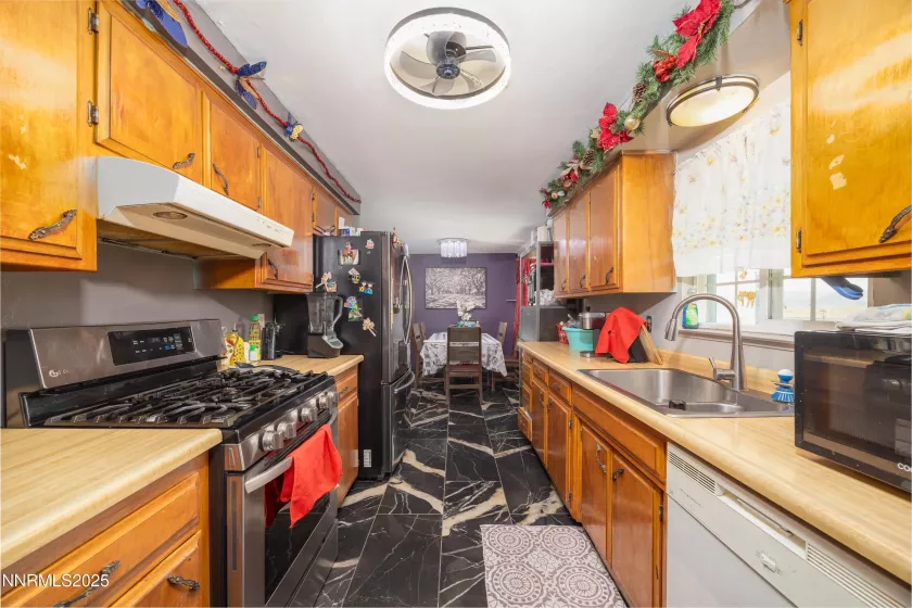 11605 Lemmon, Reno, Nevada 89506, 3 Bedrooms Bedrooms, ,2 BathroomsBathrooms,Residential,Residential,Lemmon,250055536