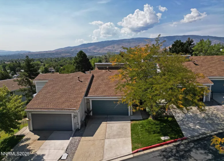 3520 Balboa, Reno, Nevada 89503, 2 Bedrooms Bedrooms, ,3 BathroomsBathrooms,Residential,Residential,Balboa,250055541