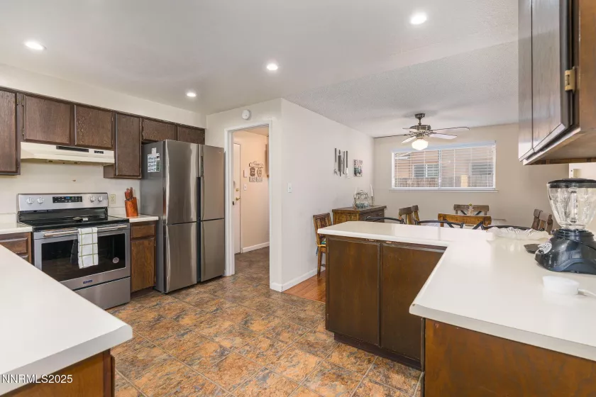 2942 Caballo, Reno, Nevada 89502, 3 Bedrooms Bedrooms, ,2 BathroomsBathrooms,Residential,Residential,Caballo,250055542