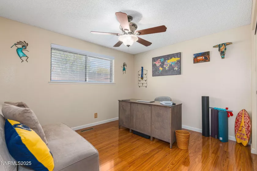 2942 Caballo, Reno, Nevada 89502, 3 Bedrooms Bedrooms, ,2 BathroomsBathrooms,Residential,Residential,Caballo,250055542