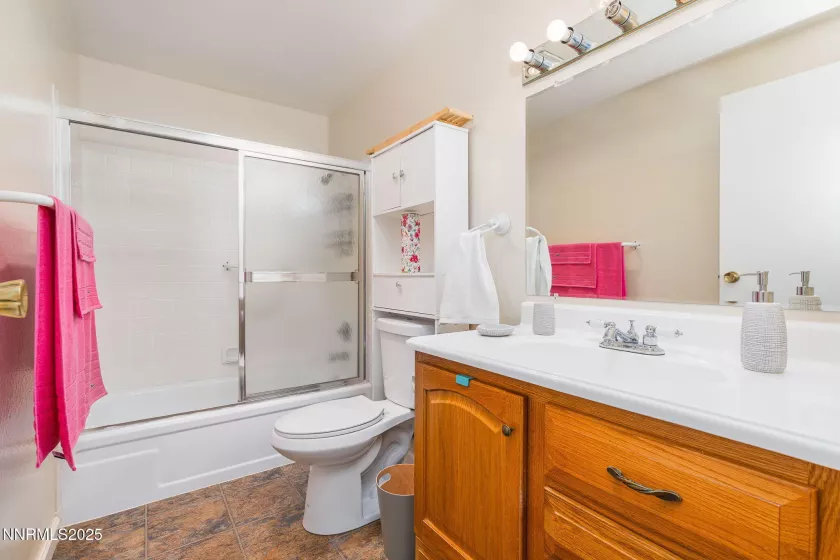 2942 Caballo, Reno, Nevada 89502, 3 Bedrooms Bedrooms, ,2 BathroomsBathrooms,Residential,Residential,Caballo,250055542