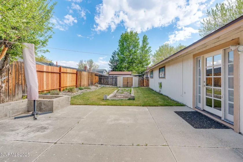 2942 Caballo, Reno, Nevada 89502, 3 Bedrooms Bedrooms, ,2 BathroomsBathrooms,Residential,Residential,Caballo,250055542