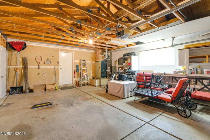 2942 Caballo, Reno, Nevada 89502, 3 Bedrooms Bedrooms, ,2 BathroomsBathrooms,Residential,Residential,Caballo,250055542