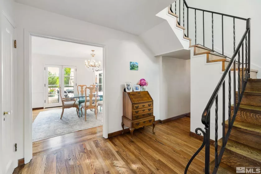 820 Marsh, Reno, Nevada 89509, 5 Bedrooms Bedrooms, ,4 BathroomsBathrooms,Residential,Residential,Marsh,250006555