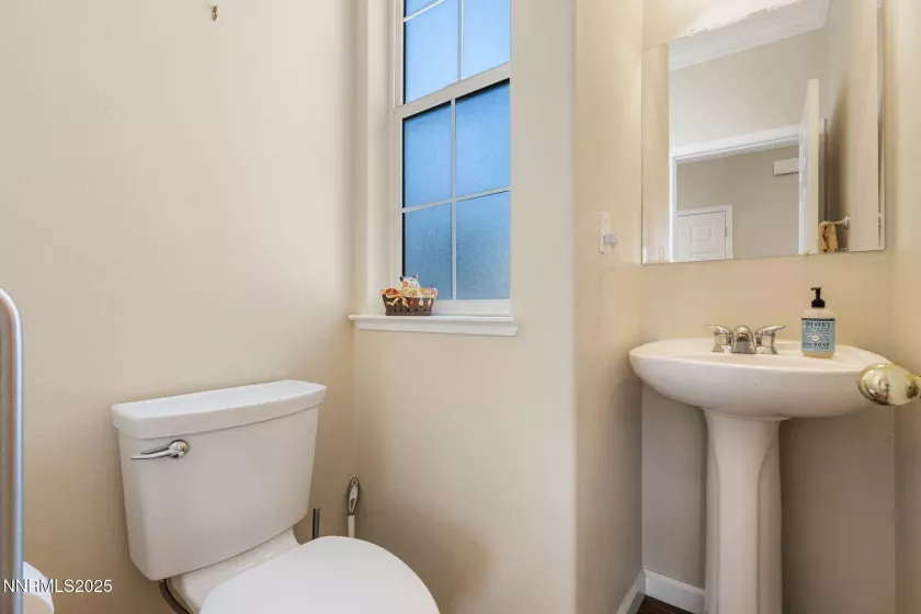 3516 Brassie, Sparks, Nevada 89431, 4 Bedrooms Bedrooms, ,4 BathroomsBathrooms,Residential,Residential,Brassie,250055562