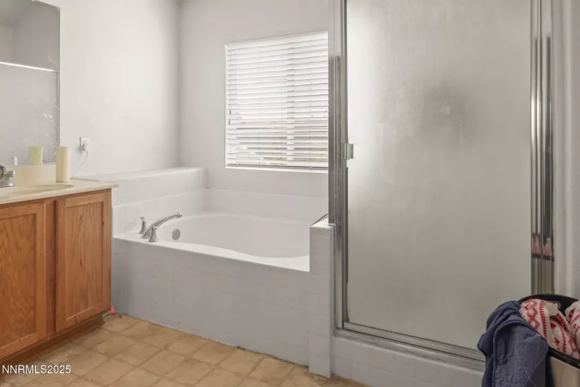 1494 Mountain Rose, Fernley, Nevada 89408, 4 Bedrooms Bedrooms, ,3 BathroomsBathrooms,Residential,Residential,Mountain Rose,250055565