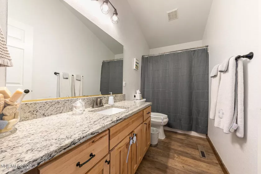 1310 Calavaras, Reno, Nevada 89521, 3 Bedrooms Bedrooms, ,2 BathroomsBathrooms,Residential,Residential,Calavaras,250055566