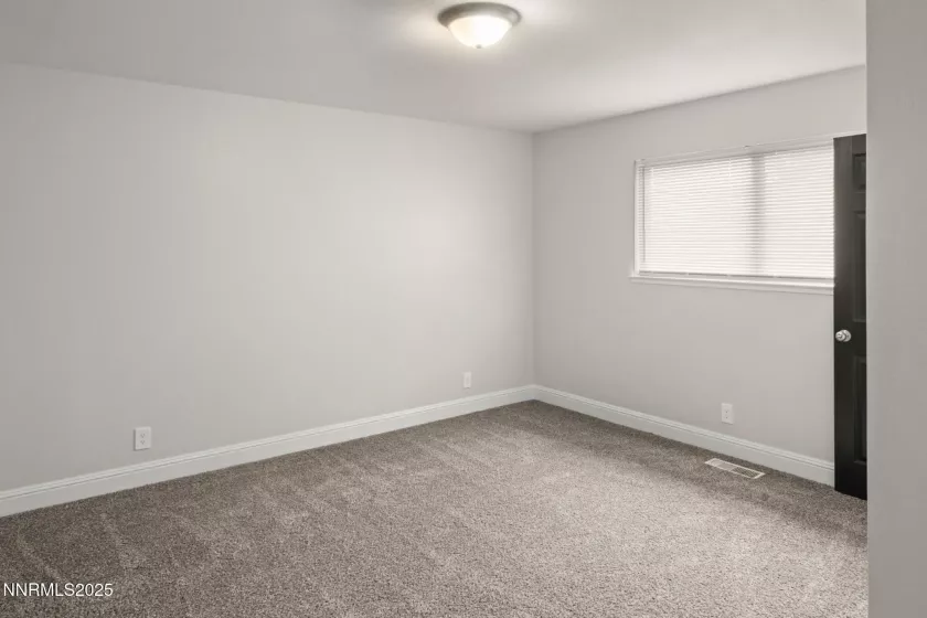 859 B, Fernley, Nevada 89408, 3 Bedrooms Bedrooms, ,2 BathroomsBathrooms,Residential,Residential,B,250055567