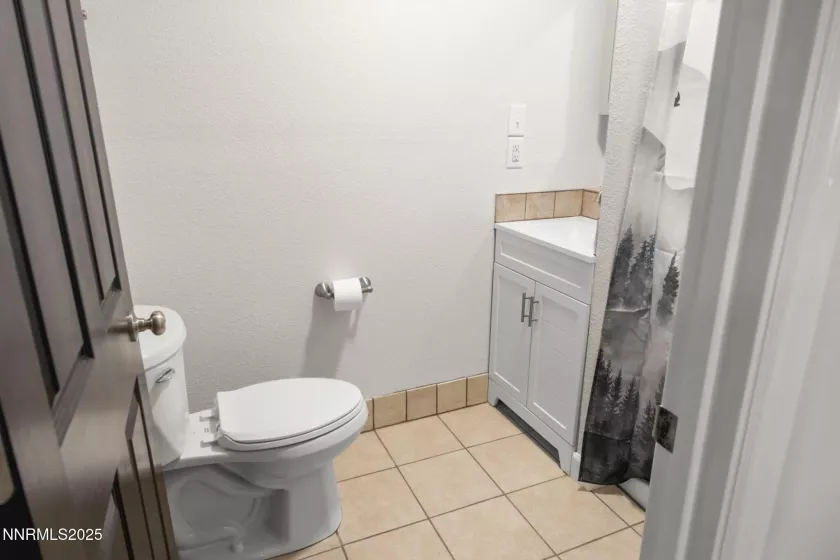 859 B, Fernley, Nevada 89408, 3 Bedrooms Bedrooms, ,2 BathroomsBathrooms,Residential,Residential,B,250055567