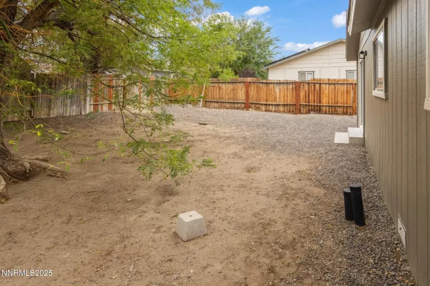 859 B, Fernley, Nevada 89408, 3 Bedrooms Bedrooms, ,2 BathroomsBathrooms,Residential,Residential,B,250055567