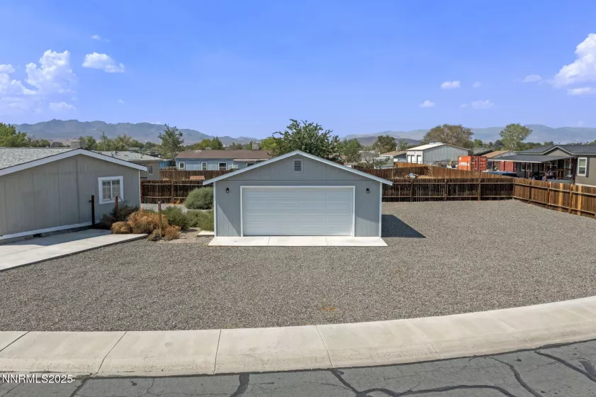 870 Jennys, Fernley, Nevada 89408, 3 Bedrooms Bedrooms, ,2 BathroomsBathrooms,Residential,Residential,Jennys,250055570