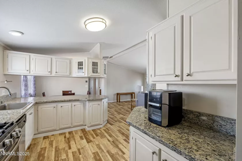 870 Jennys, Fernley, Nevada 89408, 3 Bedrooms Bedrooms, ,2 BathroomsBathrooms,Residential,Residential,Jennys,250055570
