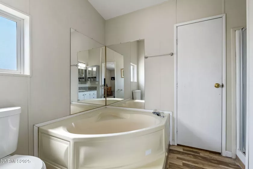 870 Jennys, Fernley, Nevada 89408, 3 Bedrooms Bedrooms, ,2 BathroomsBathrooms,Residential,Residential,Jennys,250055570