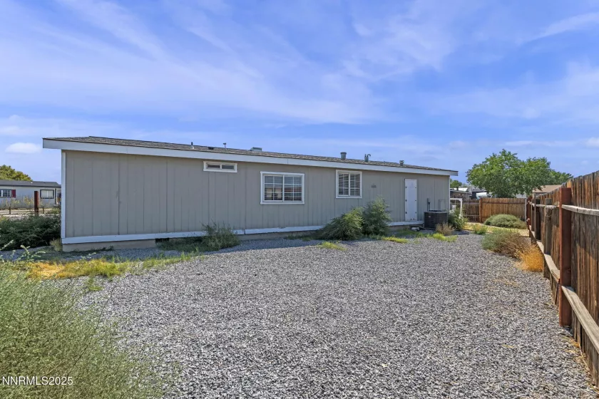 870 Jennys, Fernley, Nevada 89408, 3 Bedrooms Bedrooms, ,2 BathroomsBathrooms,Residential,Residential,Jennys,250055570