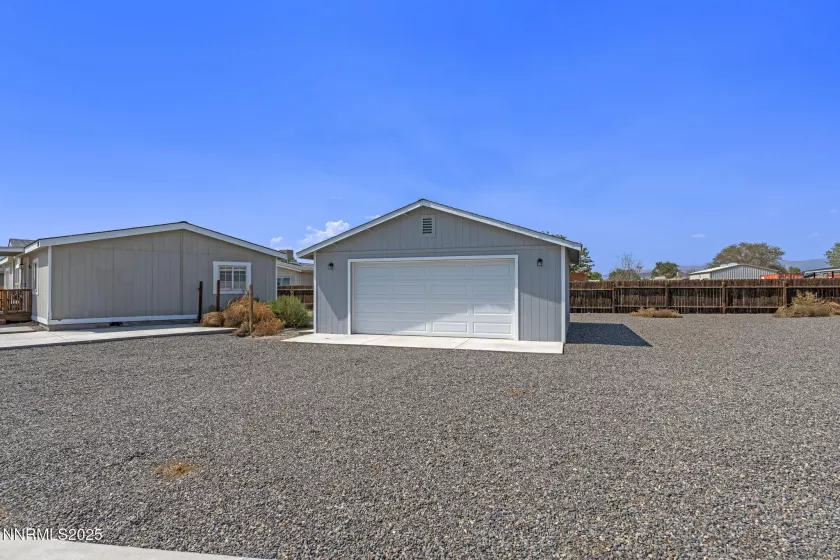 870 Jennys, Fernley, Nevada 89408, 3 Bedrooms Bedrooms, ,2 BathroomsBathrooms,Residential,Residential,Jennys,250055570
