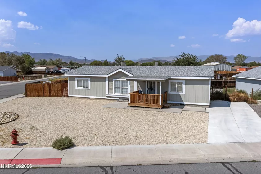 870 Jennys, Fernley, Nevada 89408, 3 Bedrooms Bedrooms, ,2 BathroomsBathrooms,Residential,Residential,Jennys,250055570