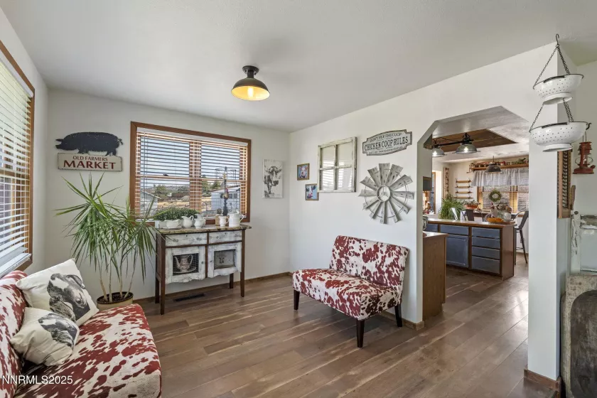 607 Stagecoach, Gardnerville, Nevada 89410, 3 Bedrooms Bedrooms, ,2 BathroomsBathrooms,Residential,Residential,Stagecoach,250055572