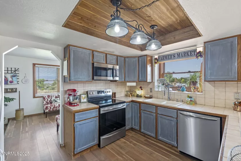 607 Stagecoach, Gardnerville, Nevada 89410, 3 Bedrooms Bedrooms, ,2 BathroomsBathrooms,Residential,Residential,Stagecoach,250055572