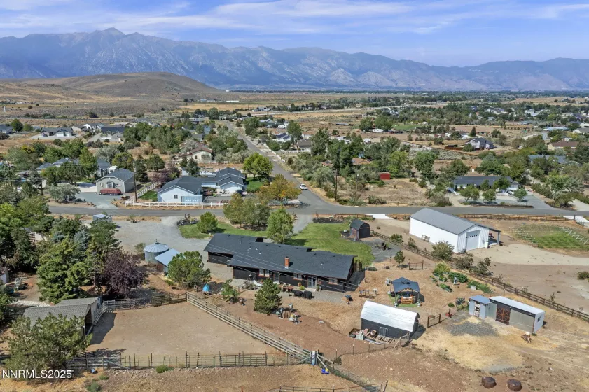 607 Stagecoach, Gardnerville, Nevada 89410, 3 Bedrooms Bedrooms, ,2 BathroomsBathrooms,Residential,Residential,Stagecoach,250055572