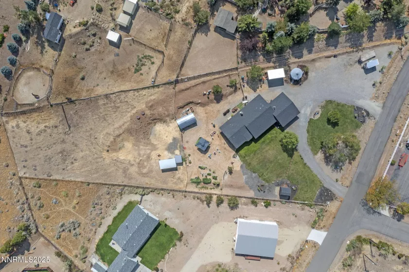 607 Stagecoach, Gardnerville, Nevada 89410, 3 Bedrooms Bedrooms, ,2 BathroomsBathrooms,Residential,Residential,Stagecoach,250055572
