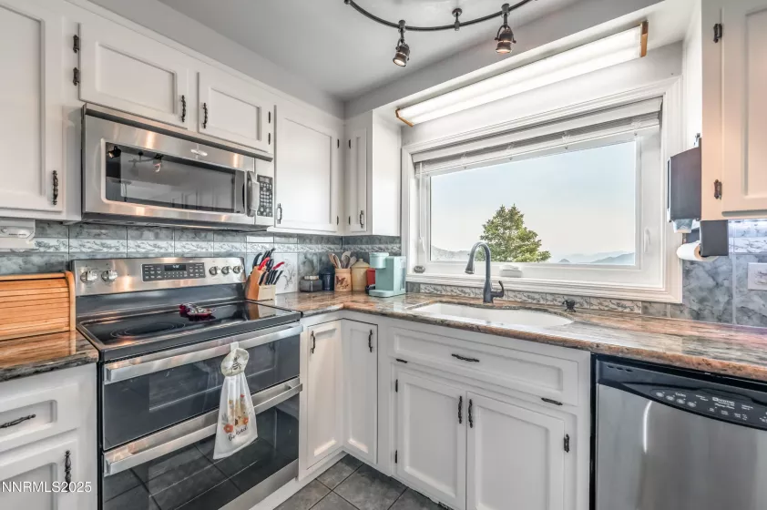 211 A, Virginia City, Nevada 89440, 4 Bedrooms Bedrooms, ,3 BathroomsBathrooms,Residential,Residential,A,250055574