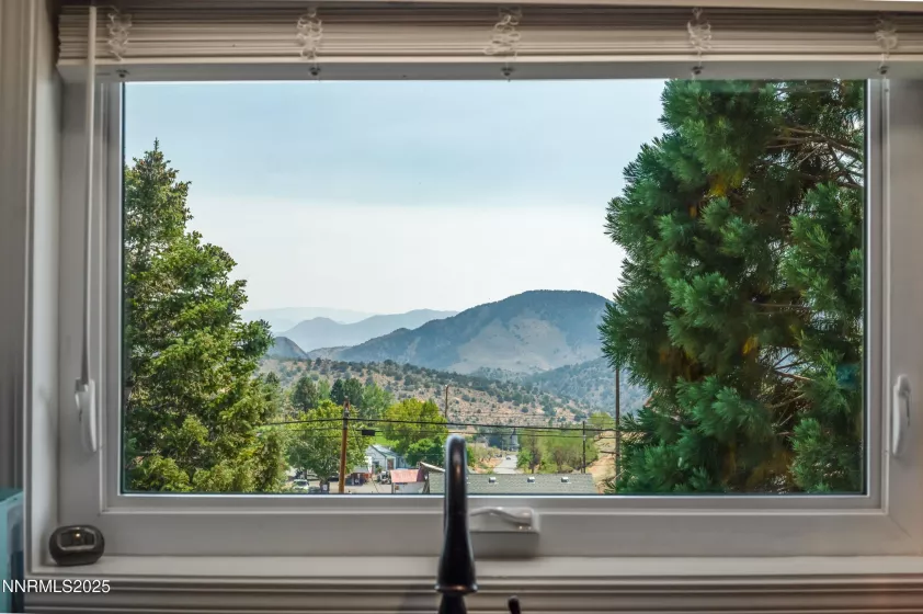 211 A, Virginia City, Nevada 89440, 4 Bedrooms Bedrooms, ,3 BathroomsBathrooms,Residential,Residential,A,250055574