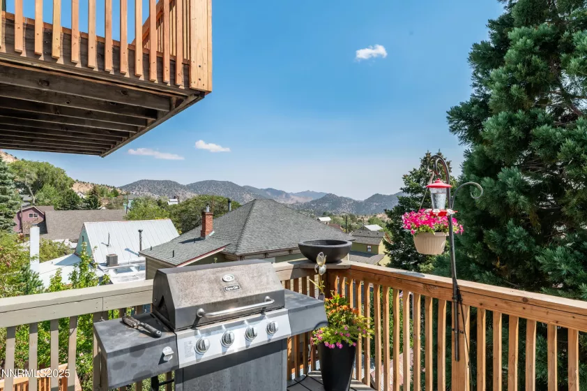 211 A, Virginia City, Nevada 89440, 4 Bedrooms Bedrooms, ,3 BathroomsBathrooms,Residential,Residential,A,250055574