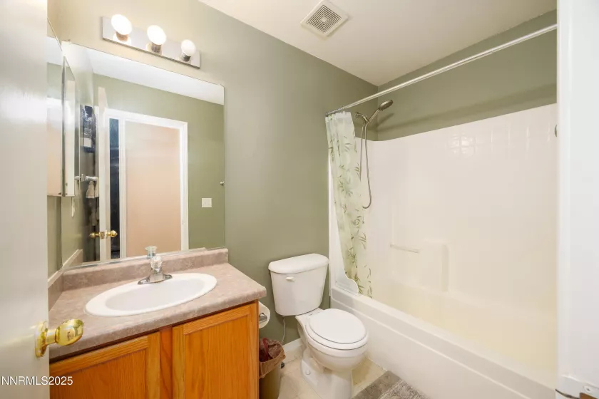 7750 Mariner Cove, Reno, Nevada 89506, 2 Bedrooms Bedrooms, ,2 BathroomsBathrooms,Residential,Residential,Mariner Cove,250055580