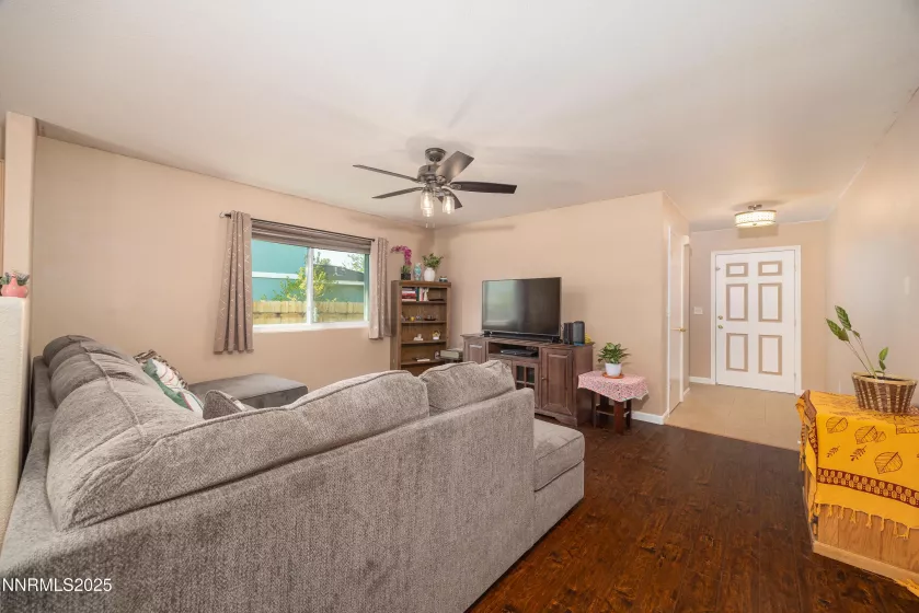 7750 Mariner Cove, Reno, Nevada 89506, 2 Bedrooms Bedrooms, ,2 BathroomsBathrooms,Residential,Residential,Mariner Cove,250055580
