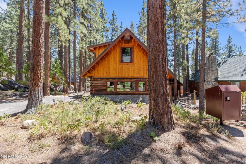 464 Elks, Zephyr Cove, Nevada 89448, 2 Bedrooms Bedrooms, ,2 BathroomsBathrooms,Residential,Residential,Elks,250055581