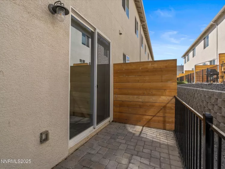 555 Logan Jacob, Reno, Nevada 89503, 2 Bedrooms Bedrooms, ,3 BathroomsBathrooms,Residential,Residential,Logan Jacob,250055583