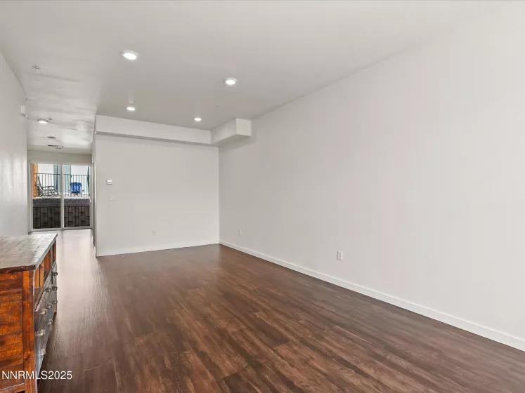 555 Logan Jacob, Reno, Nevada 89503, 2 Bedrooms Bedrooms, ,3 BathroomsBathrooms,Residential,Residential,Logan Jacob,250055583