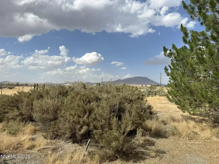 6990 Airport, Winnemucca, Nevada 89445, 3 Bedrooms Bedrooms, ,2 BathroomsBathrooms,Residential,Residential,Airport,250055133