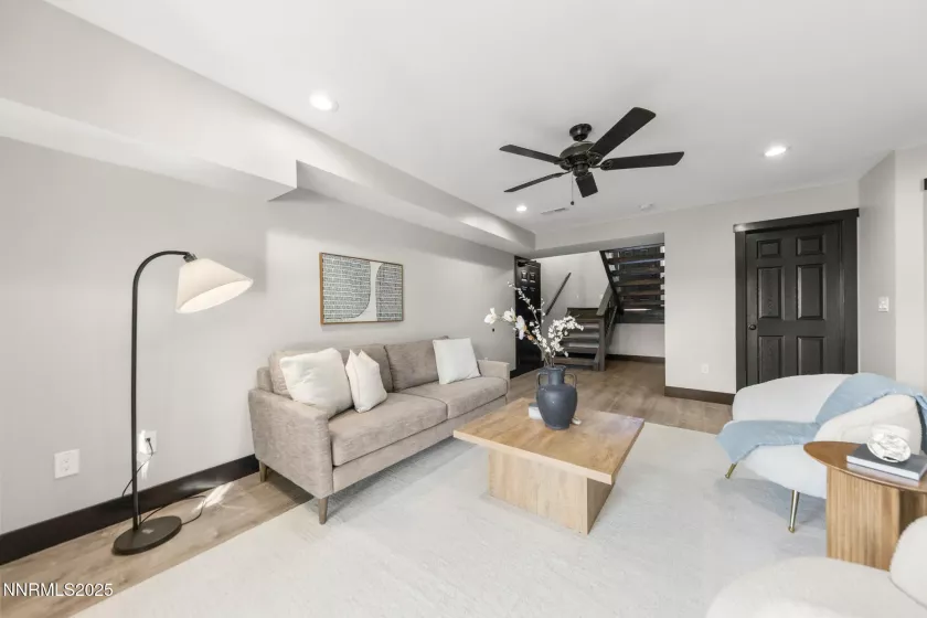 2048 Poole, Carson City, Nevada 89706, 4 Bedrooms Bedrooms, ,3 BathroomsBathrooms,Residential,Residential,Poole,250055597