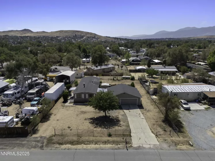 380 6th, Sun Valley, Nevada 89433, 3 Bedrooms Bedrooms, ,2 BathroomsBathrooms,Residential,Residential,6th,250055615