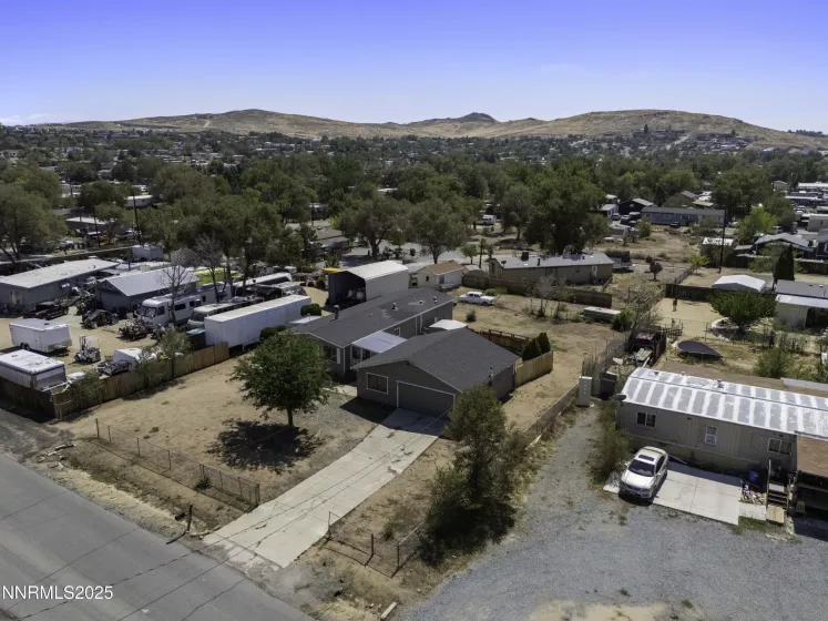 380 6th, Sun Valley, Nevada 89433, 3 Bedrooms Bedrooms, ,2 BathroomsBathrooms,Residential,Residential,6th,250055615
