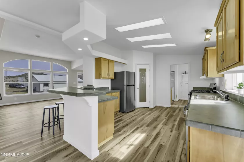 90 Curnow Canyon, Reno, Nevada 89510, 4 Bedrooms Bedrooms, ,3 BathroomsBathrooms,Residential,Residential,Curnow Canyon,250055614